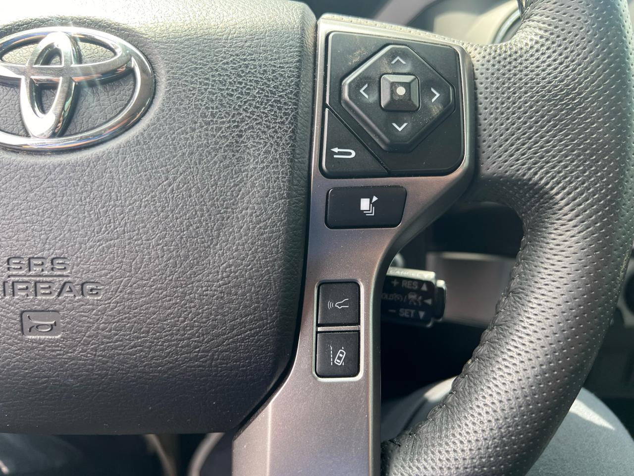 Toyota Tacoma 2WD Double Cab V6 AT SR5 (Natl) 2022