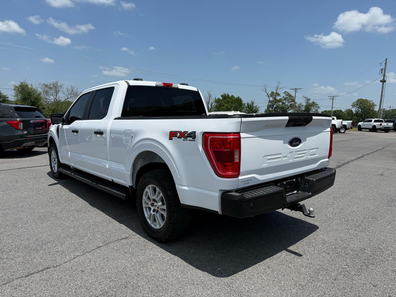 Ford F-150 XL SuperCrew 4WD 2022