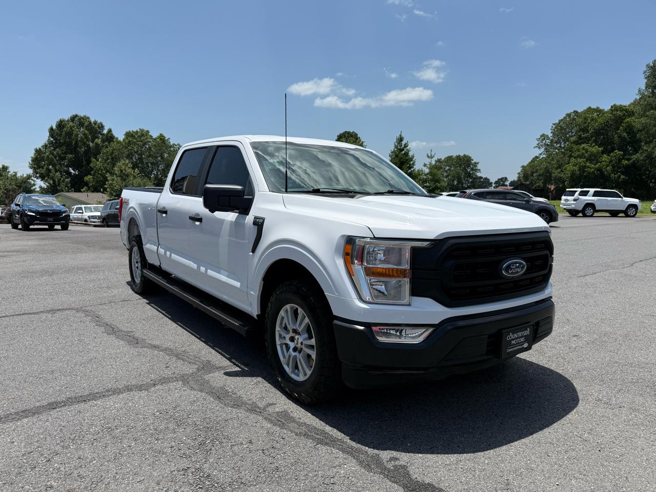 Ford F-150 XL SuperCrew 4WD 2022