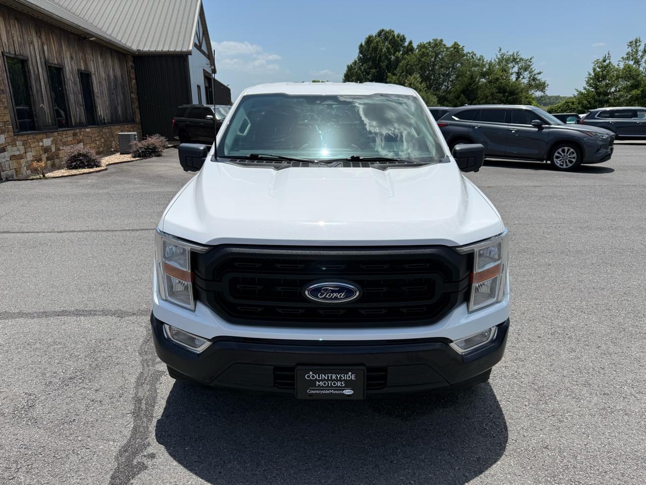 Ford F-150 XL SuperCrew 4WD 2022