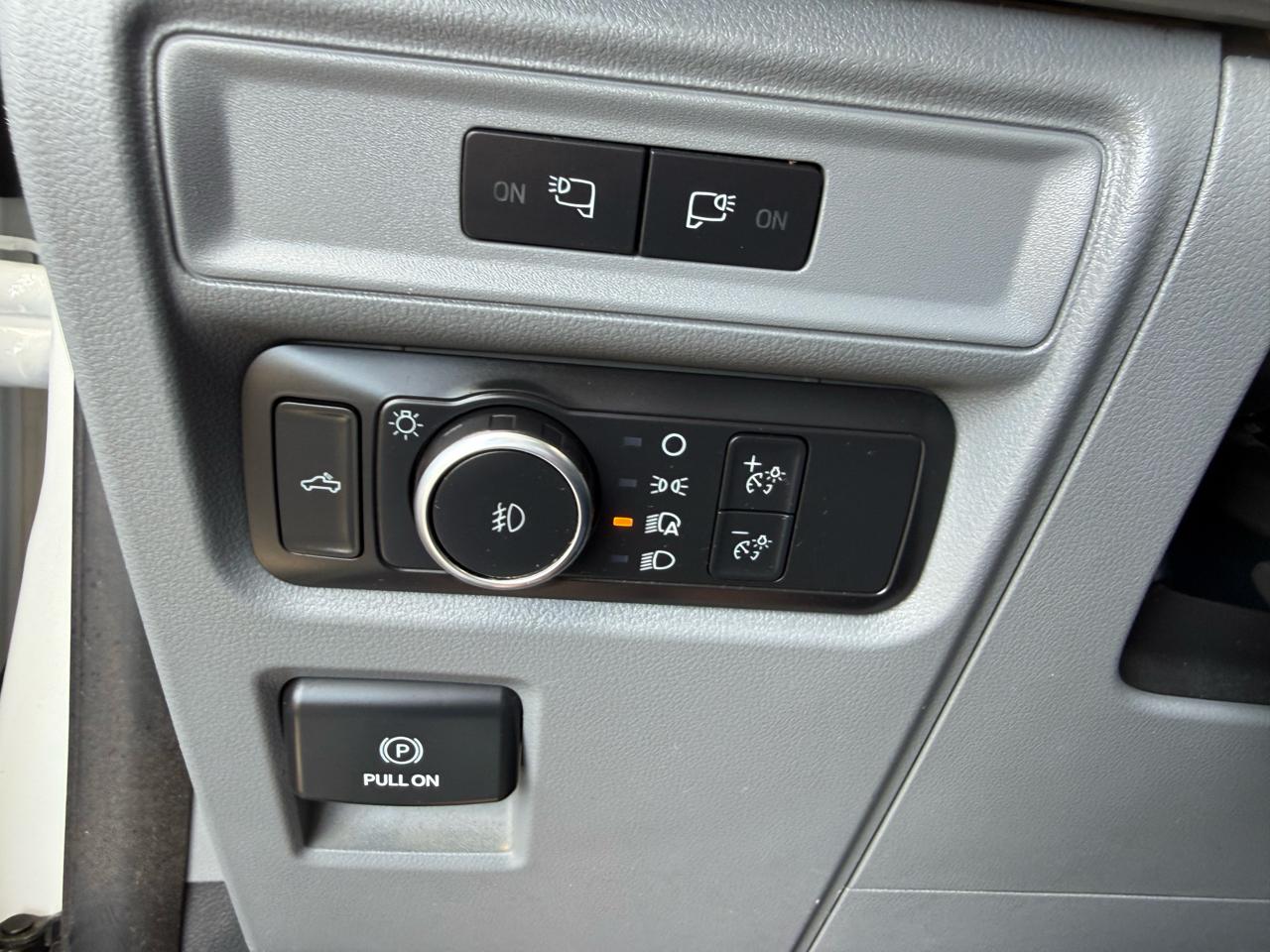 Ford F-150 XL SuperCrew 4WD 2022