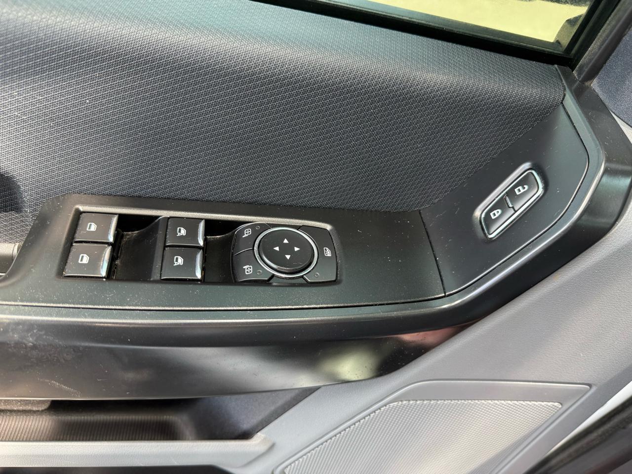 Ford F-150 XL SuperCrew 4WD 2022