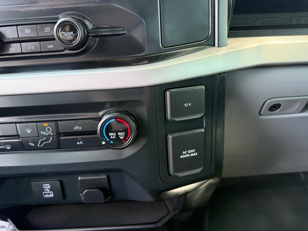 Ford F-150 XL SuperCrew 4WD 2022