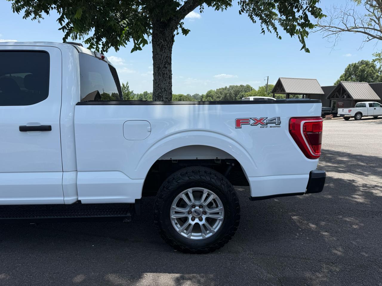 Ford F-150 XL SuperCrew 4WD 2022