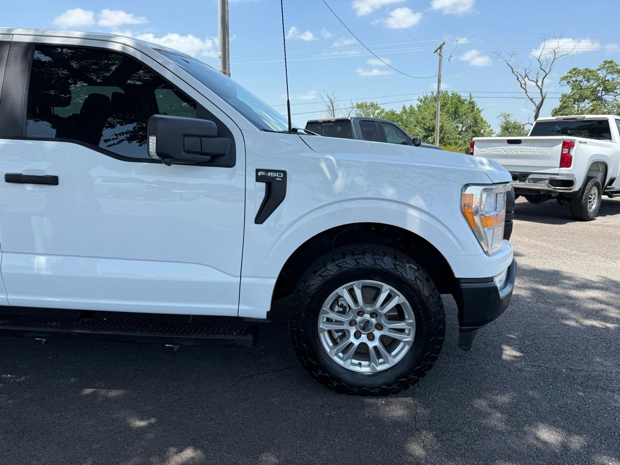 Ford F-150 XL SuperCrew 4WD 2022