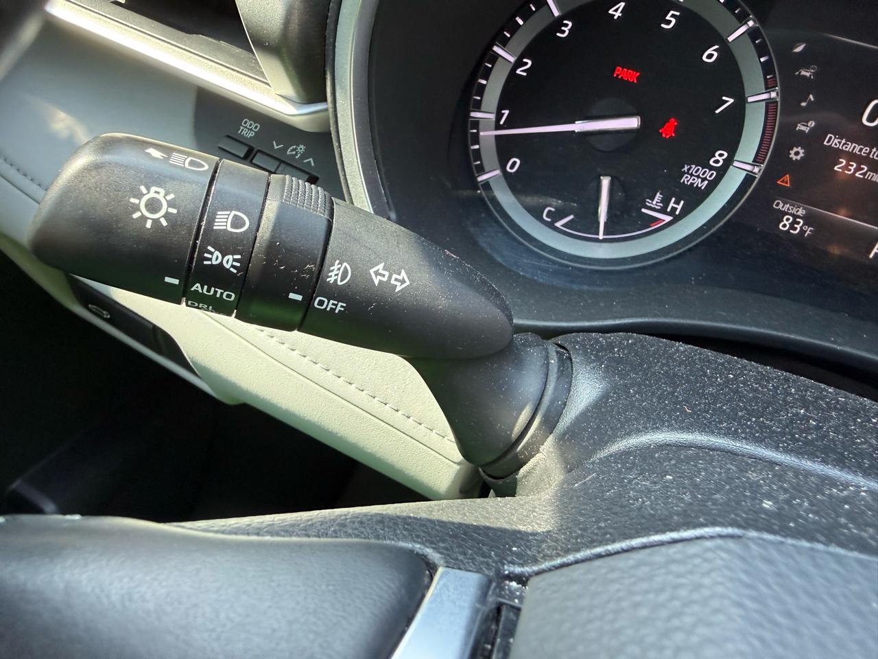 Toyota Highlander XLE FWD V6 2021