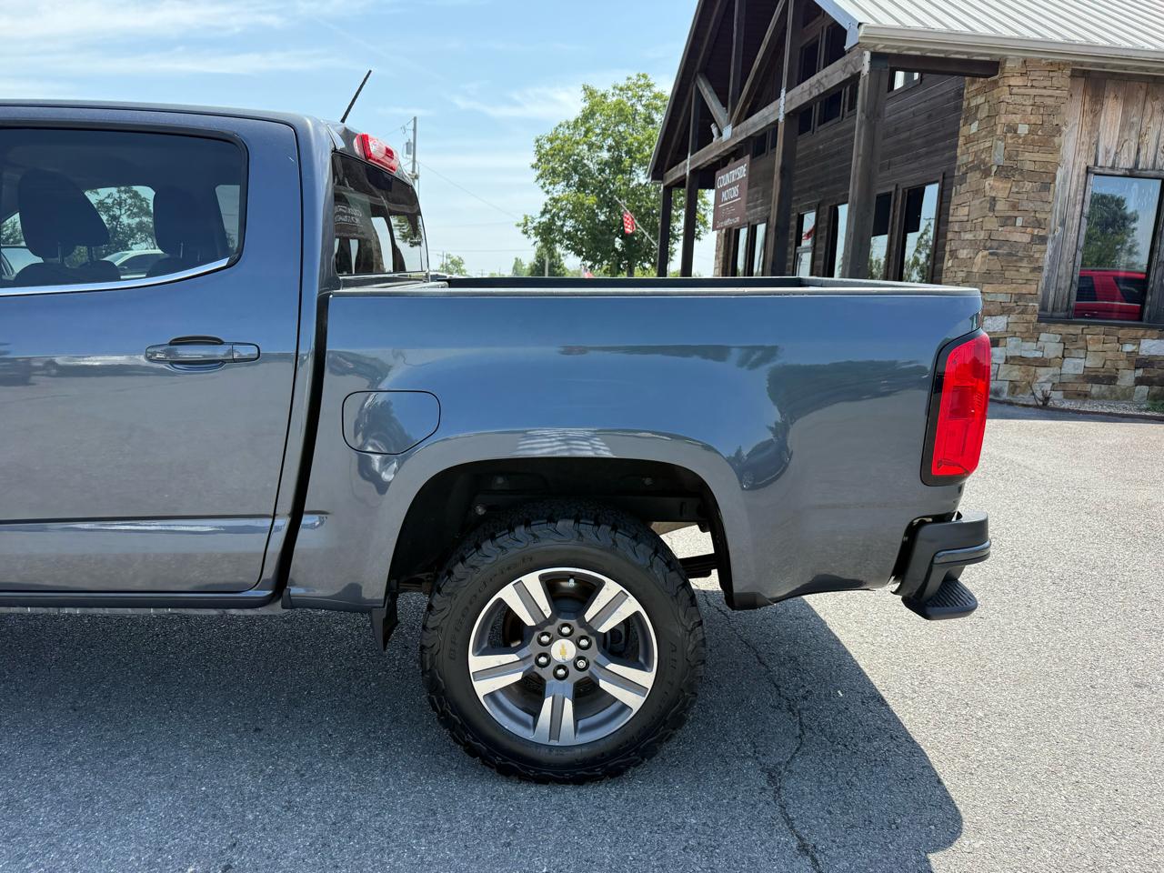 Chevrolet Colorado LT Crew Cab 2WD 2017