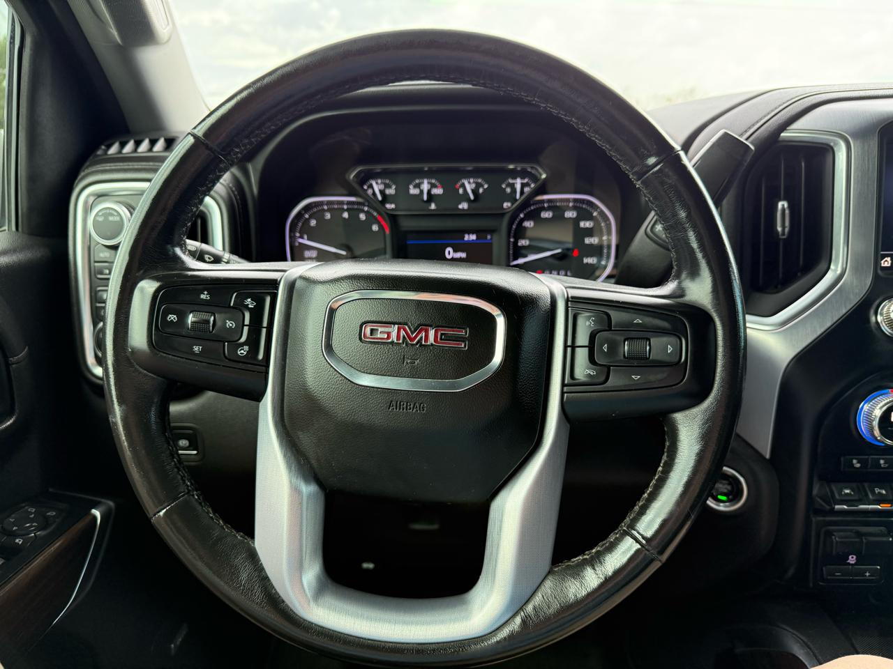 GMC Sierra 1500 SLT Crew Cab 4WD 2020