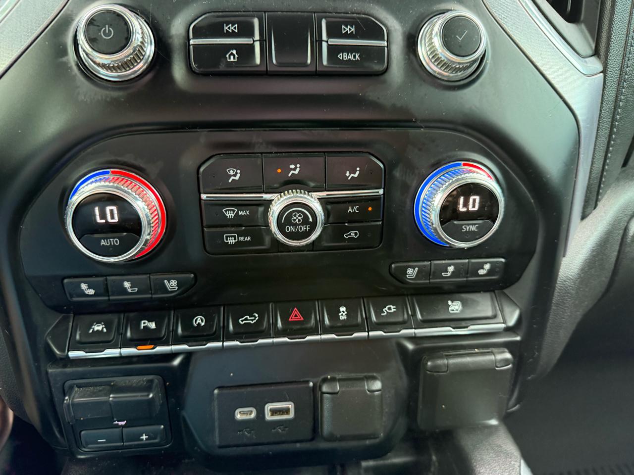 GMC Sierra 1500 SLT Crew Cab 4WD 2020