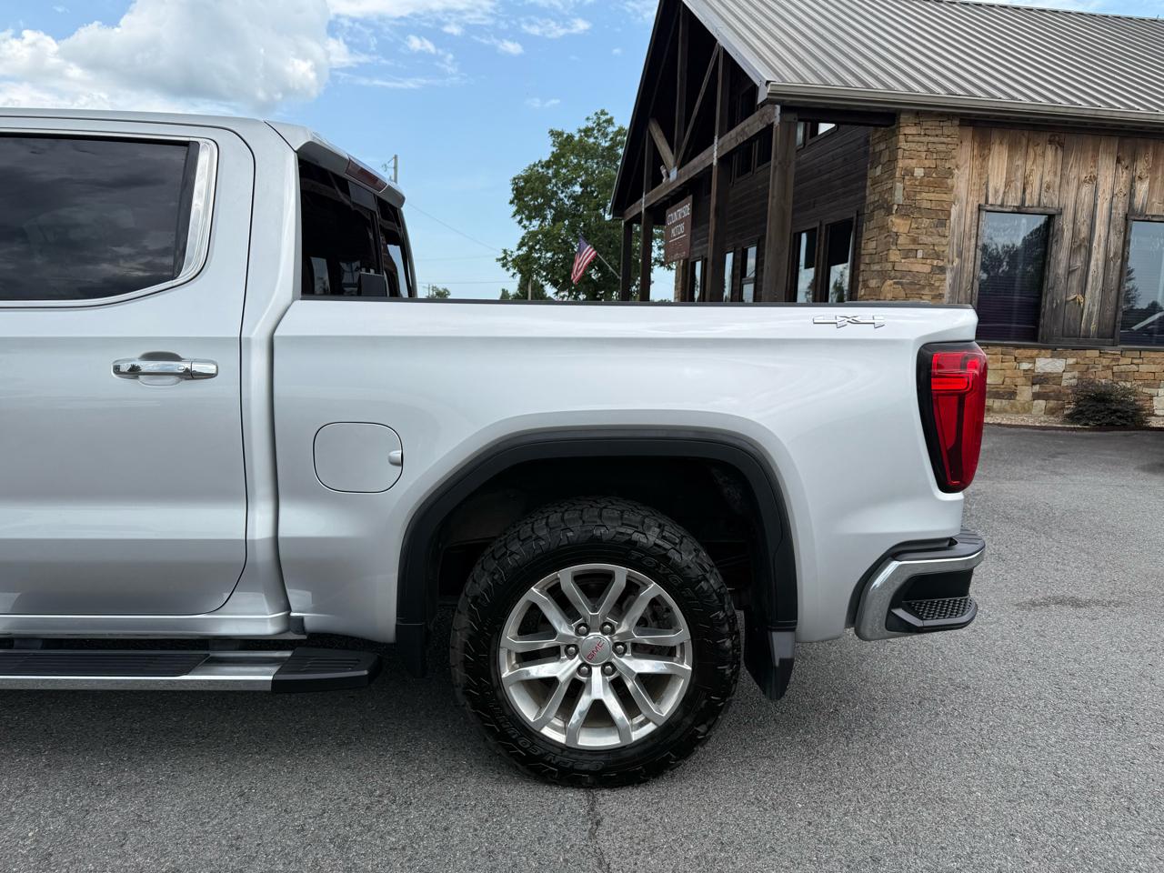 GMC Sierra 1500 SLT Crew Cab 4WD 2020