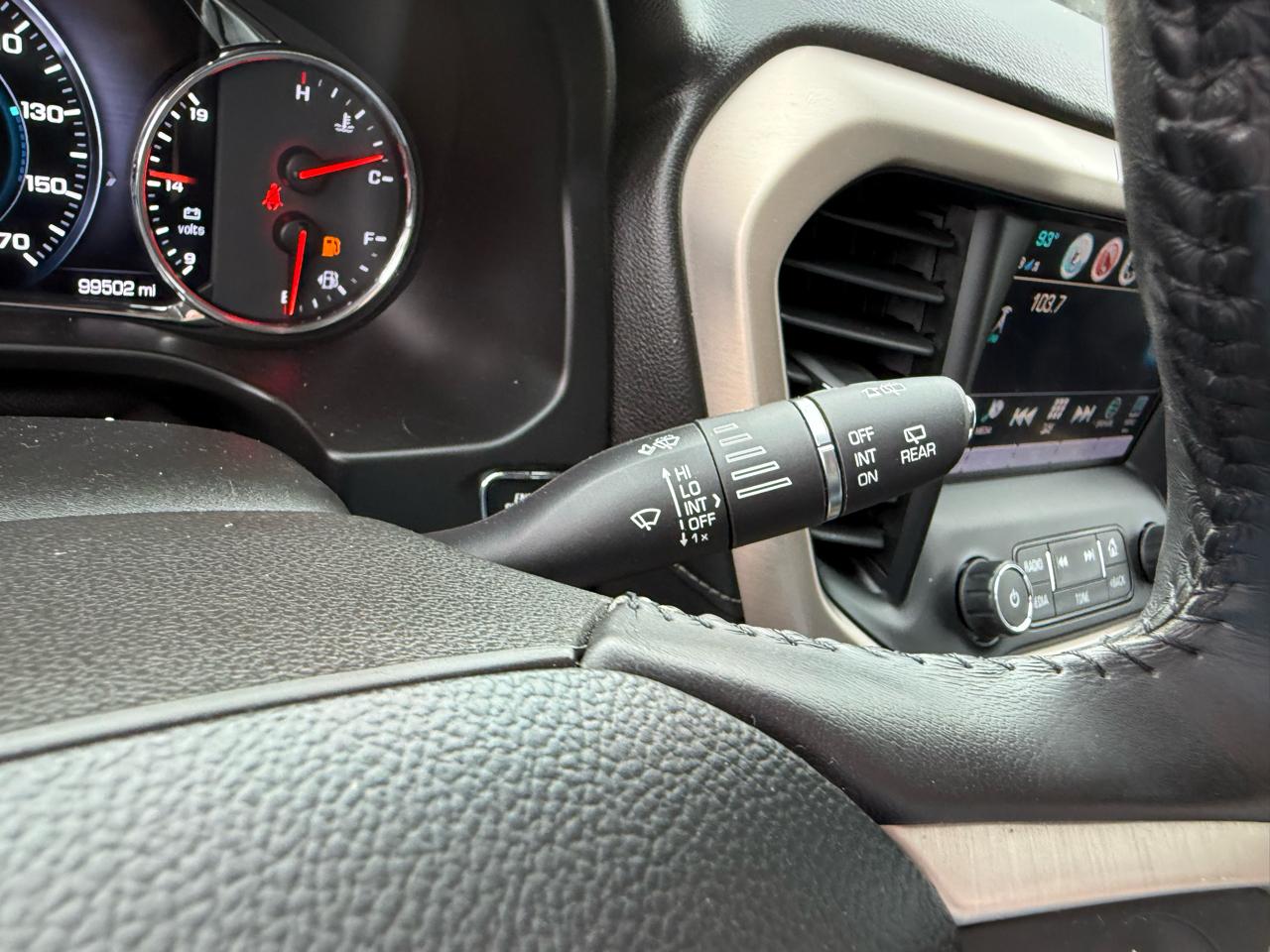 GMC Acadia Denali 2019