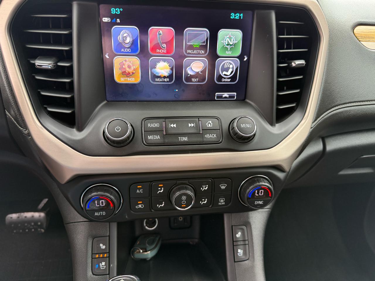 GMC Acadia Denali 2019