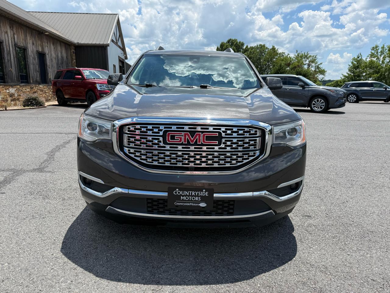 GMC Acadia Denali 2019