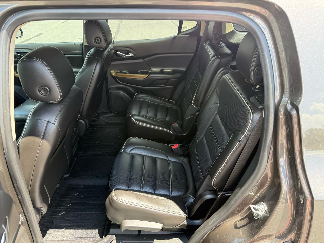 GMC Acadia Denali 2019
