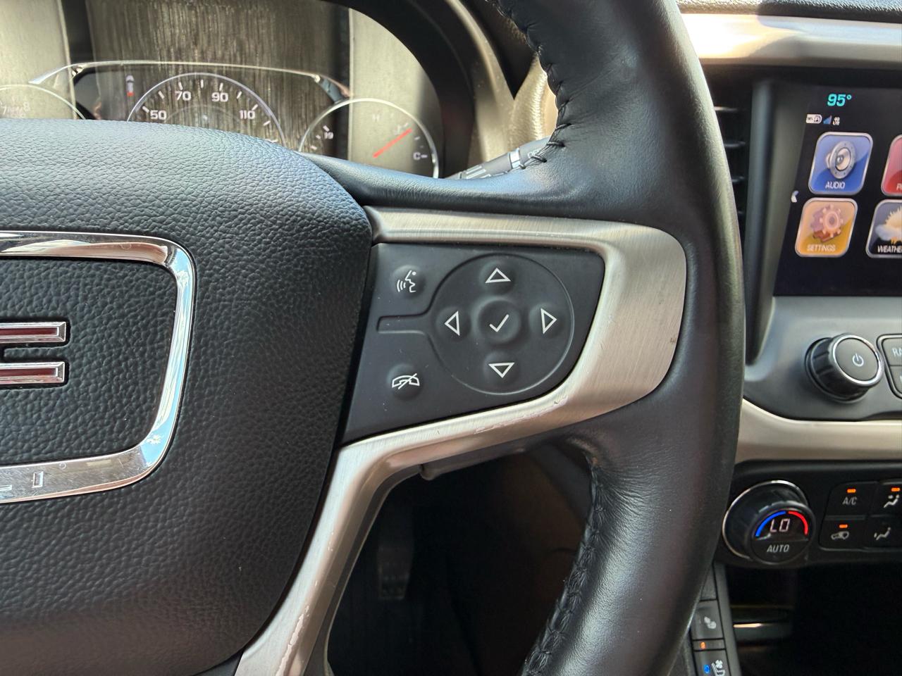 GMC Acadia Denali 2019