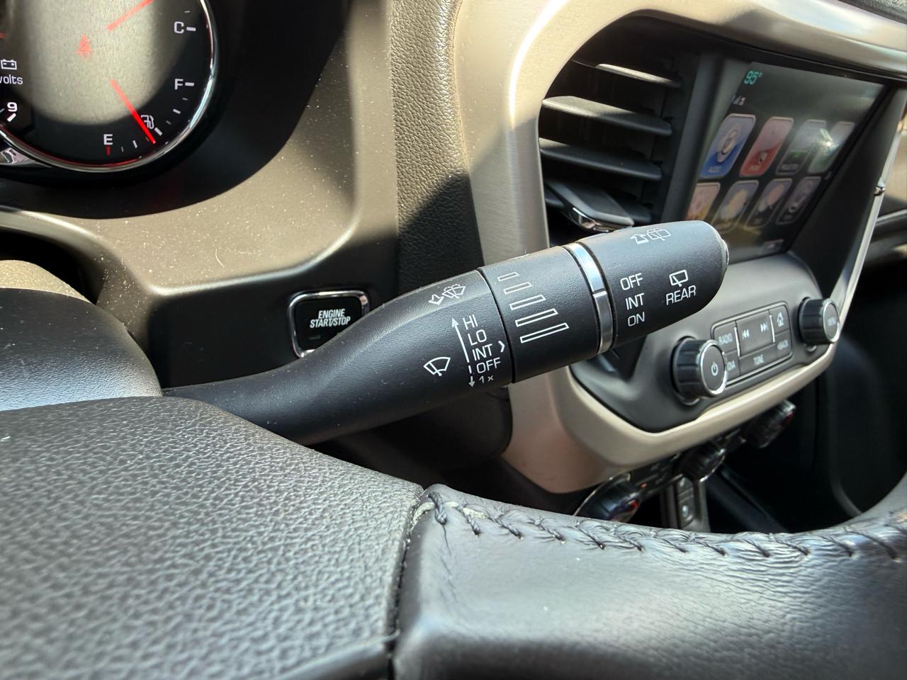 GMC Acadia Denali 2019