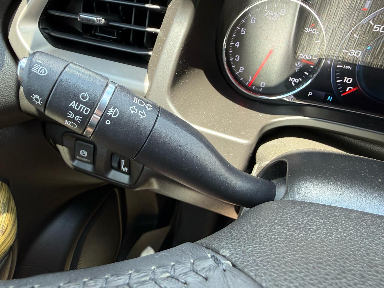 GMC Acadia Denali 2019
