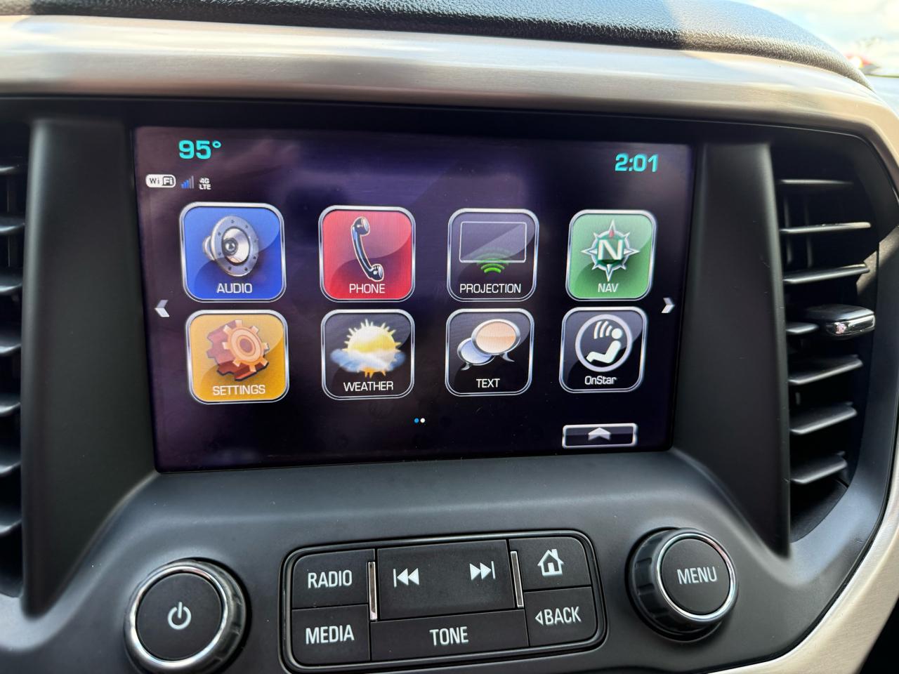 GMC Acadia Denali 2019