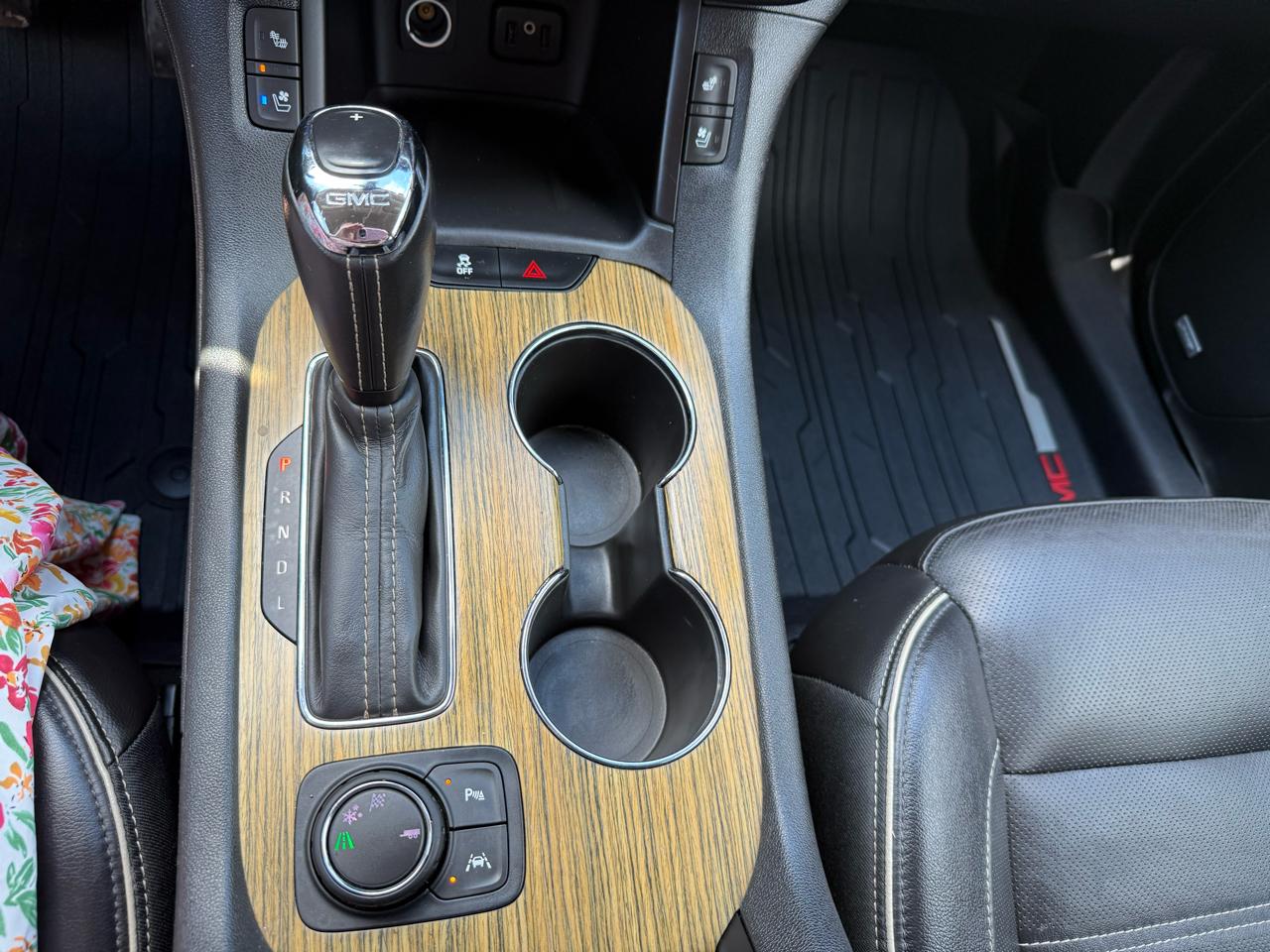 GMC Acadia Denali 2019