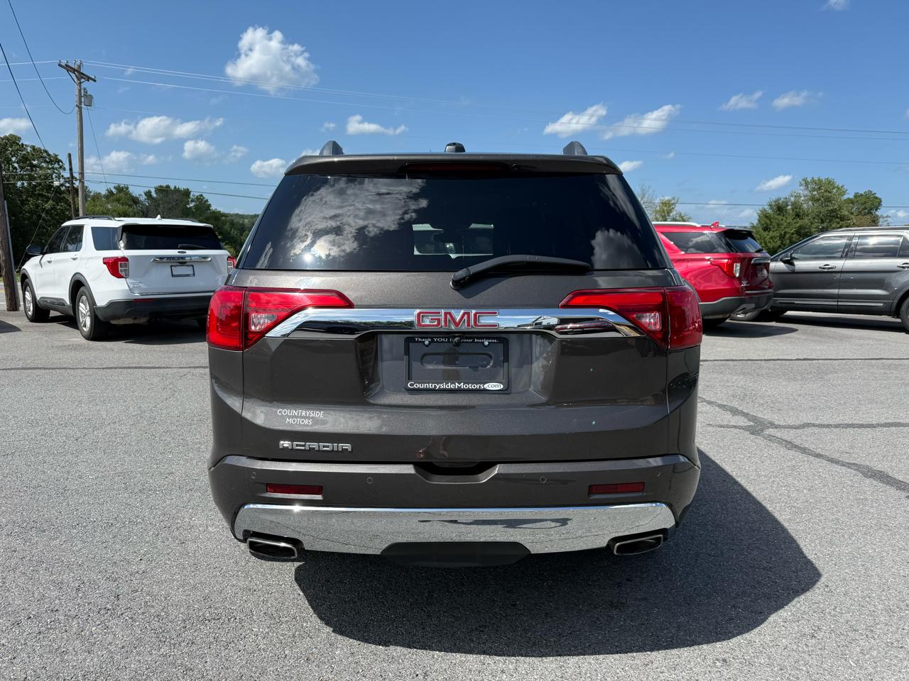 GMC Acadia Denali 2019