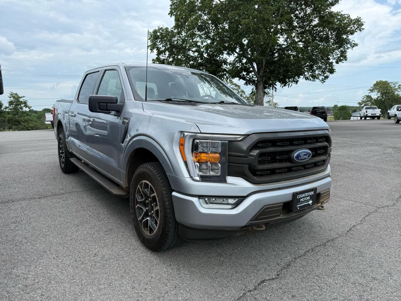 Ford F-150 XLT SuperCrew 4WD 2022