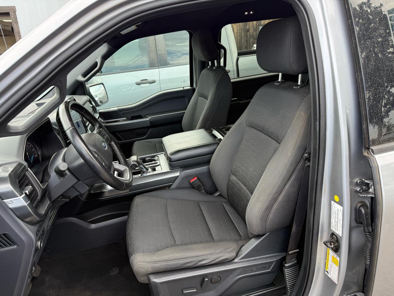 Ford F-150 XLT SuperCrew 4WD 2022