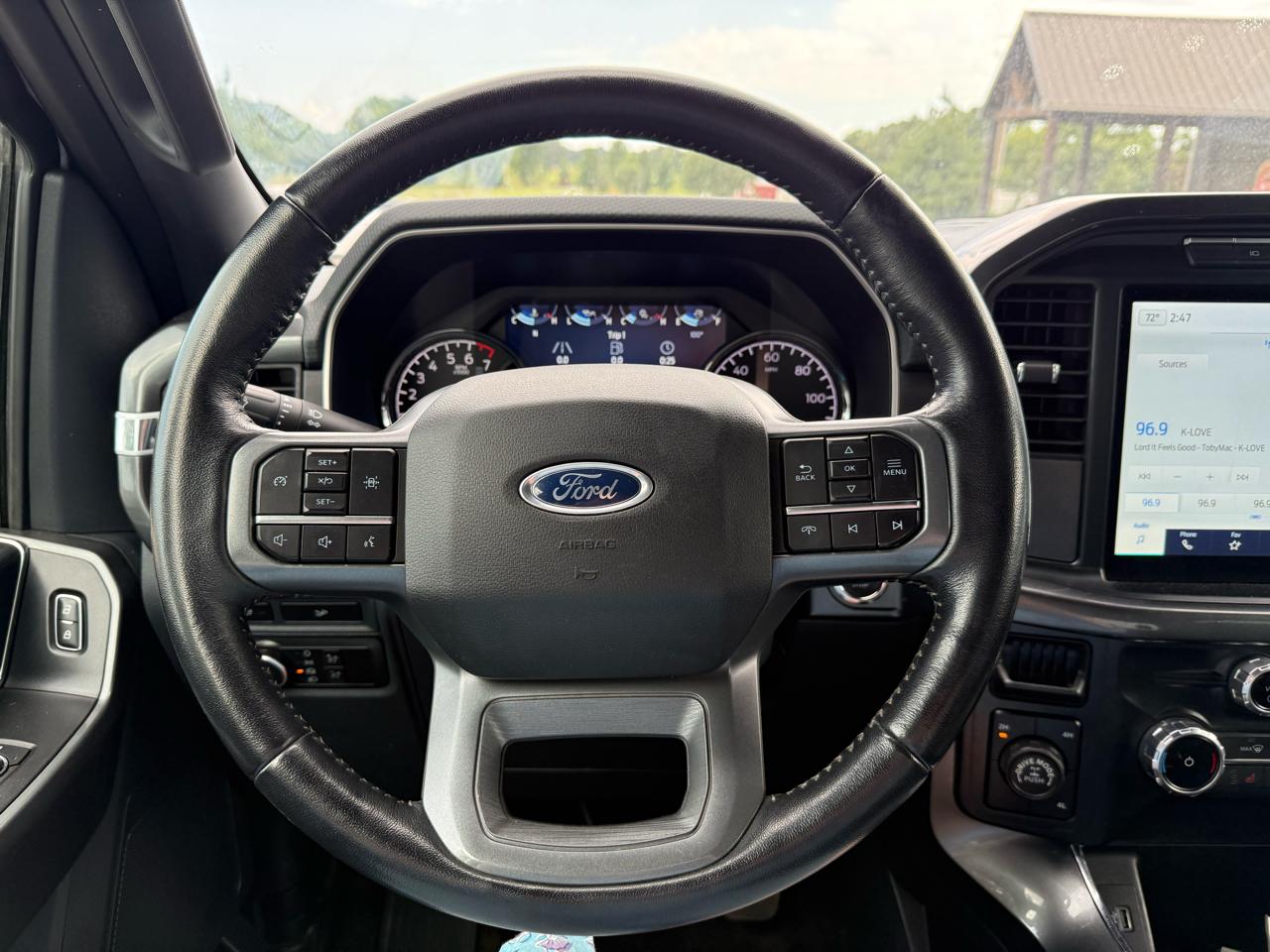 Ford F-150 XLT SuperCrew 4WD 2022