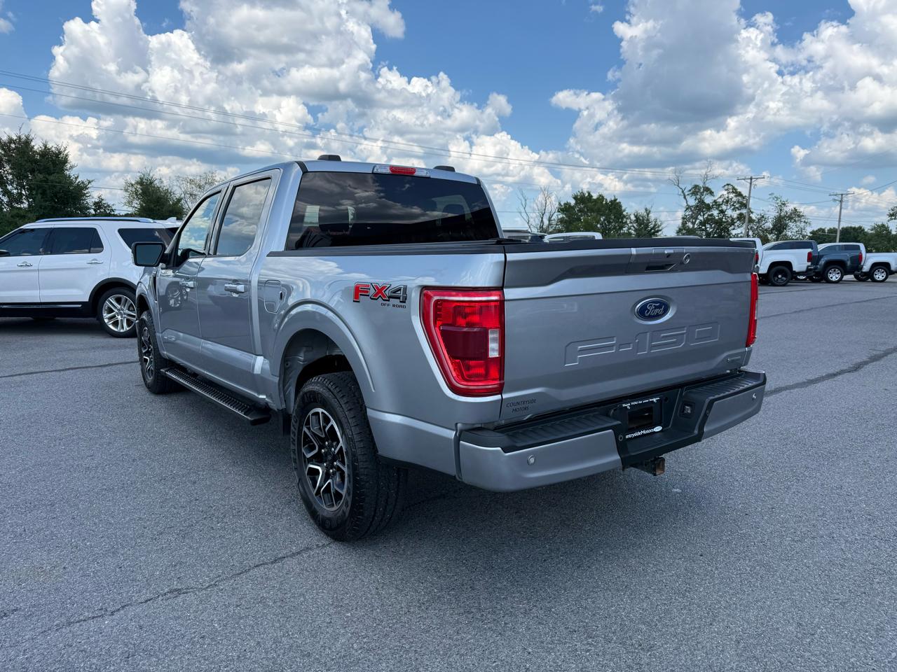 Ford F-150 XLT SuperCrew 4WD 2022
