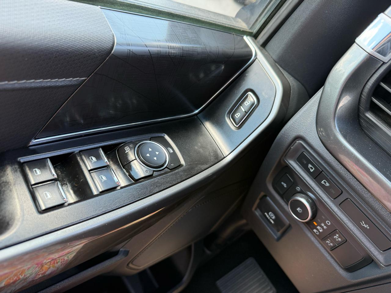 Ford F-150 XLT SuperCrew 4WD 2022