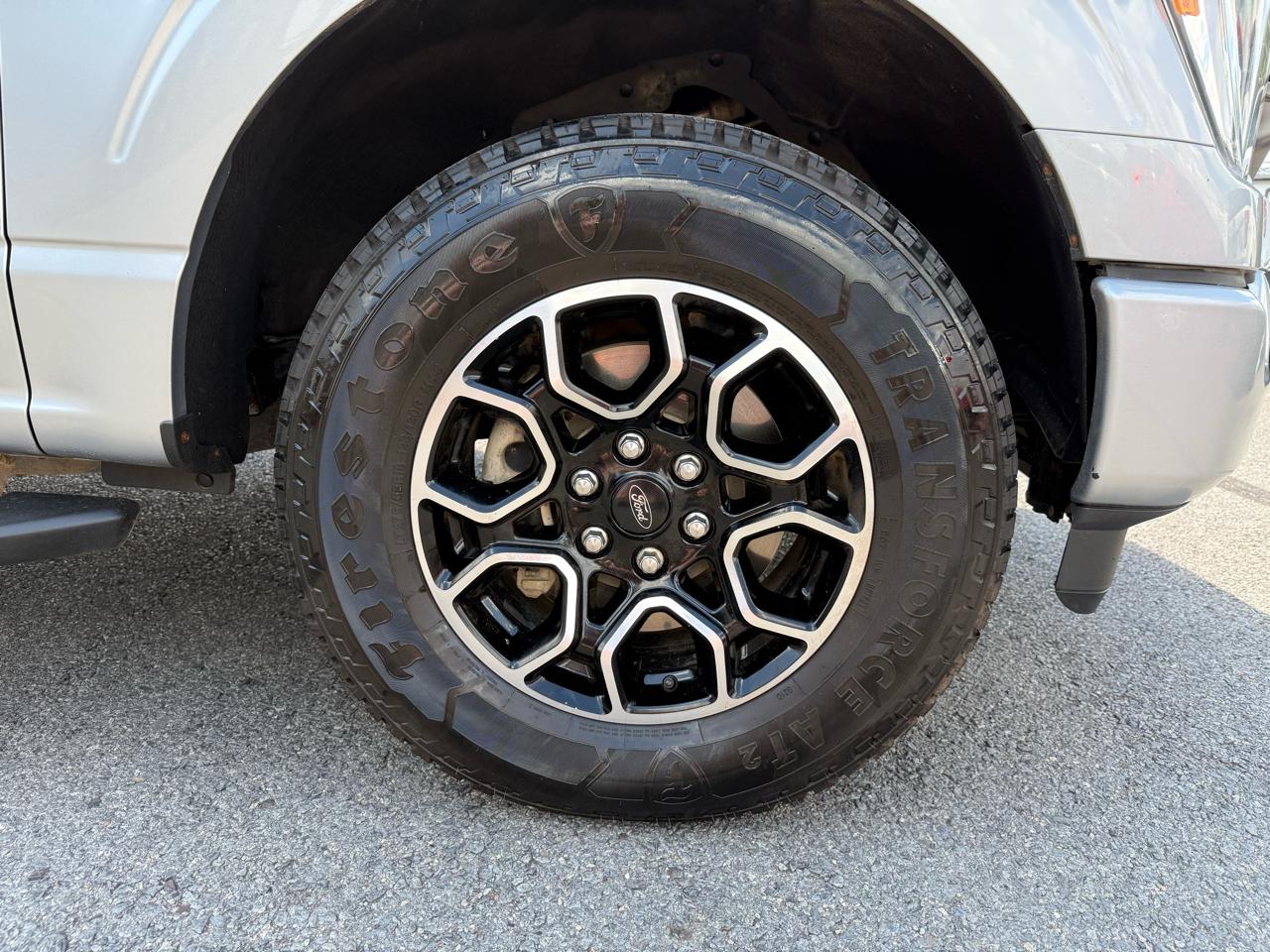 Ford F-150 XLT SuperCrew 4WD 2022