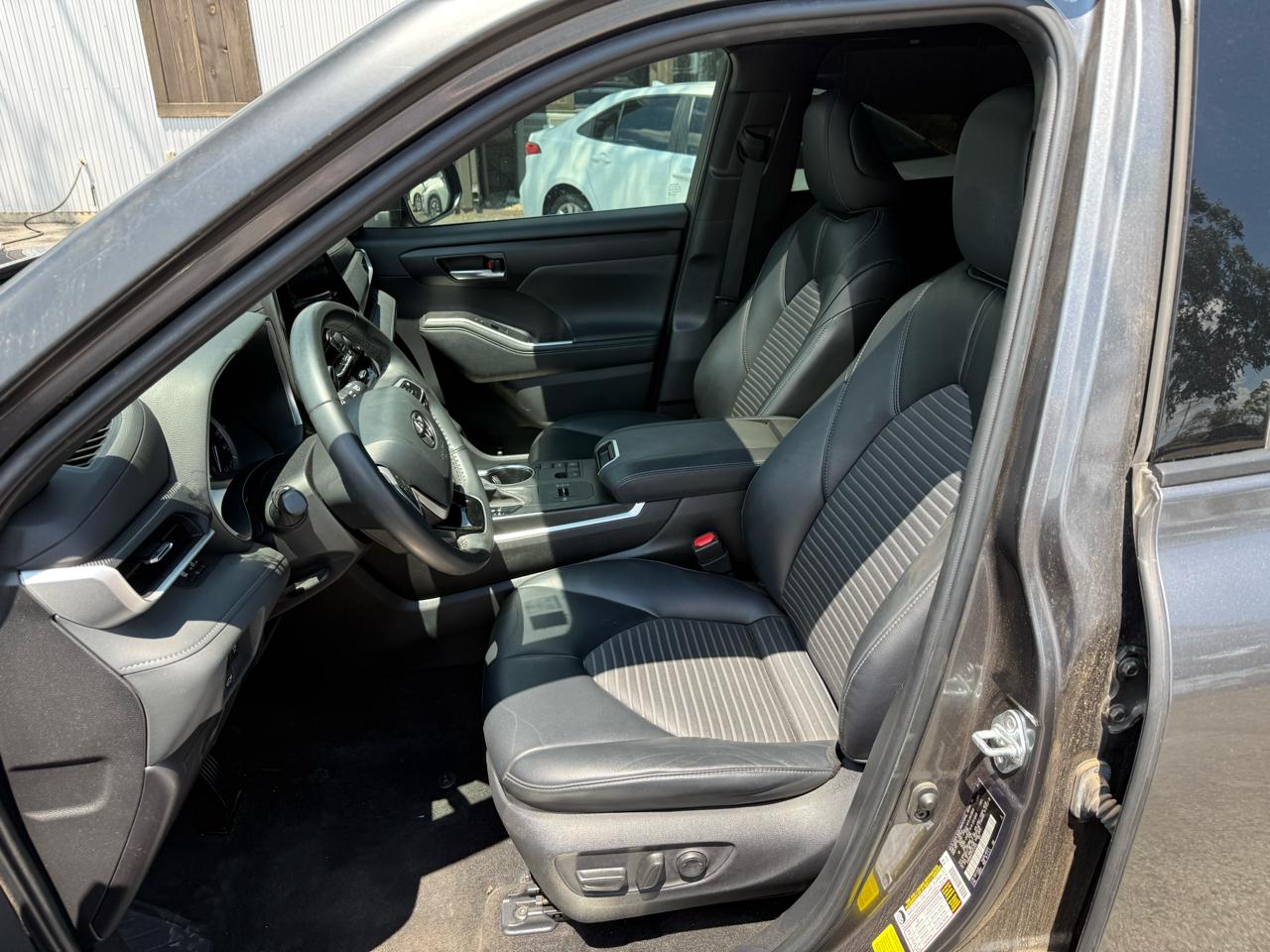 Toyota Highlander XSE FWD V6 2023