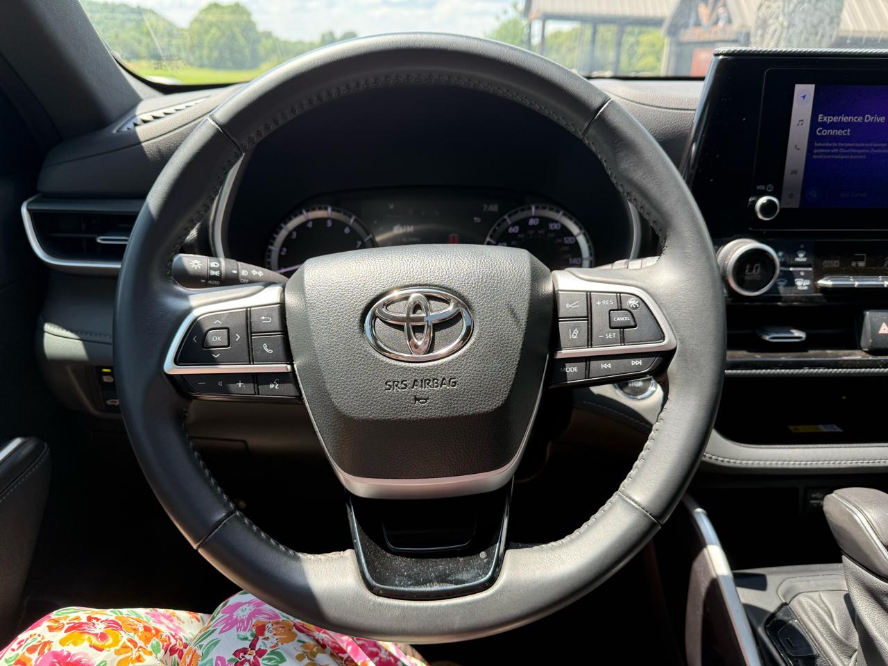 Toyota Highlander XSE FWD V6 2023