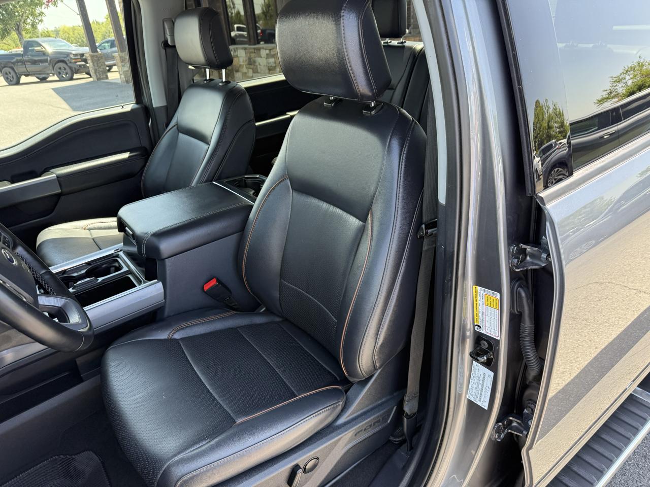 Ford F-250 SD Lariat Crew Cab 4WD 2025