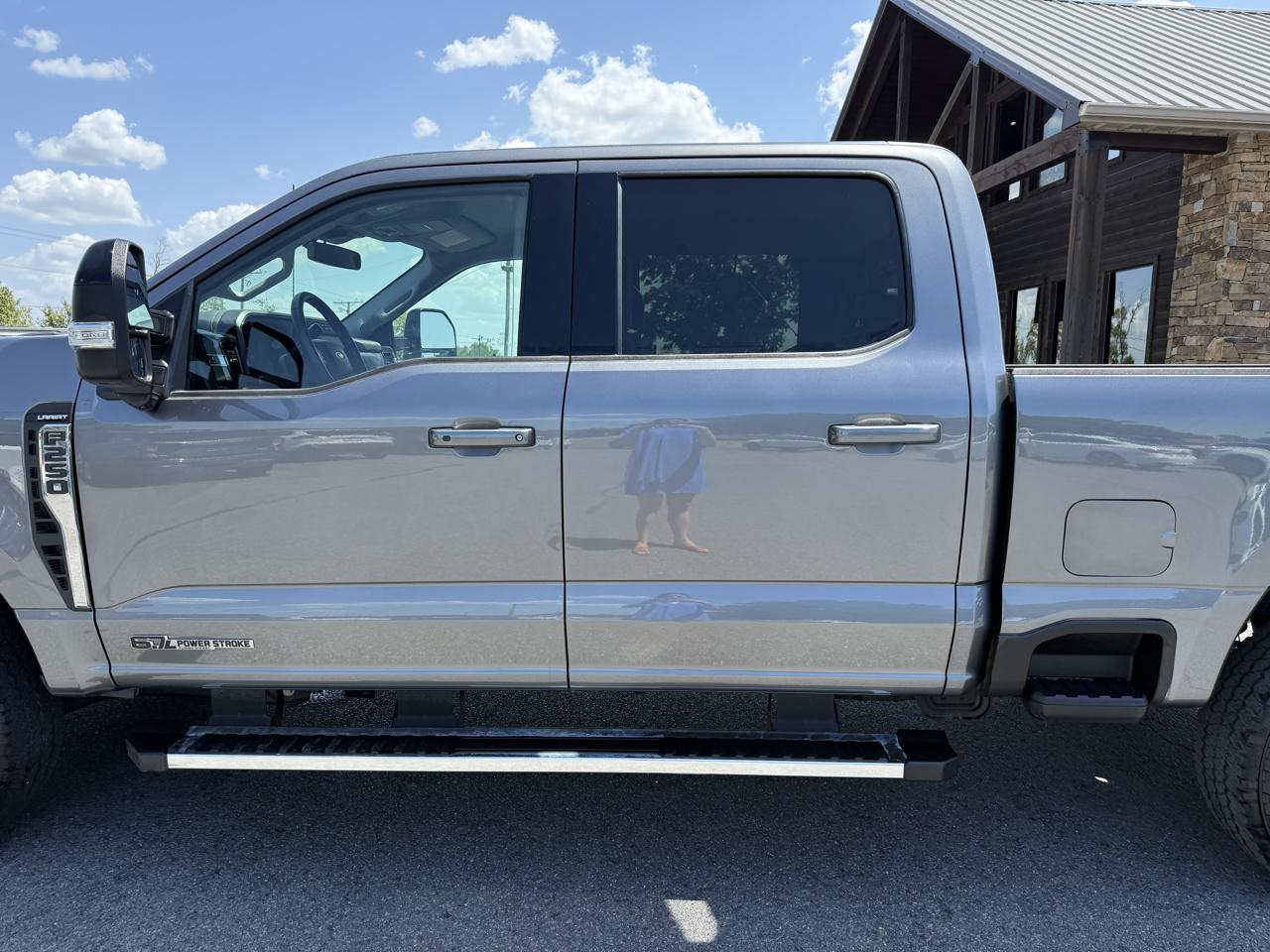Ford F-250 SD Lariat Crew Cab 4WD 2025