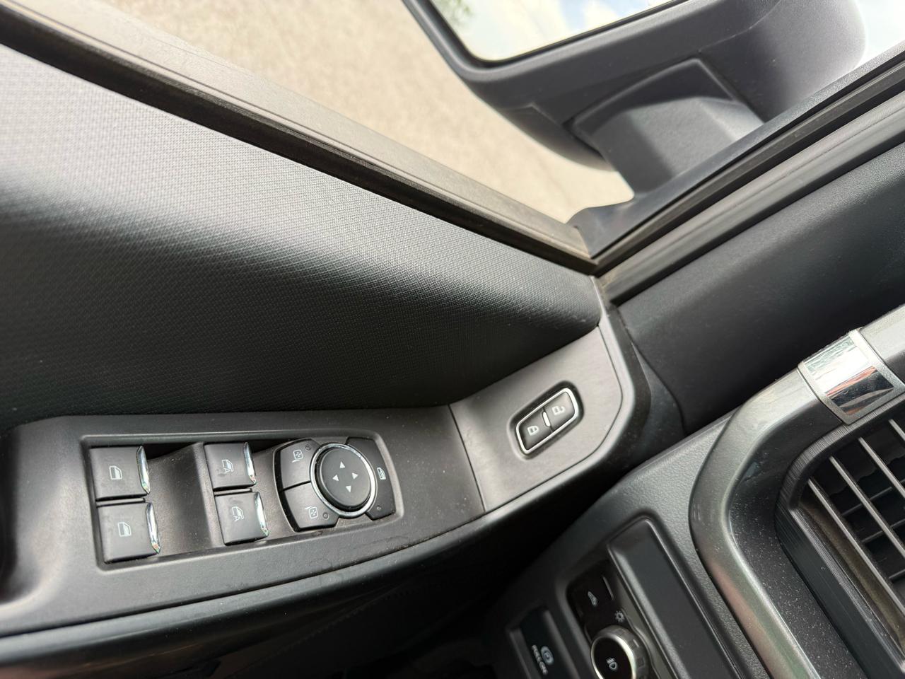 Ford F-150 STX SuperCrew 2WD 2023