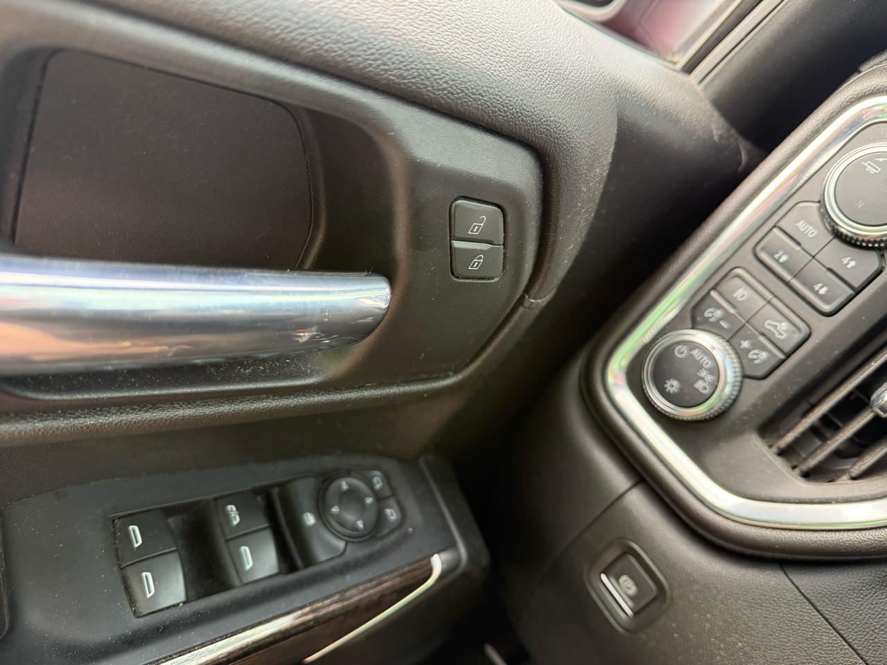 GMC Sierra 1500 Limited Elevation Crew Cab 4WD 2022