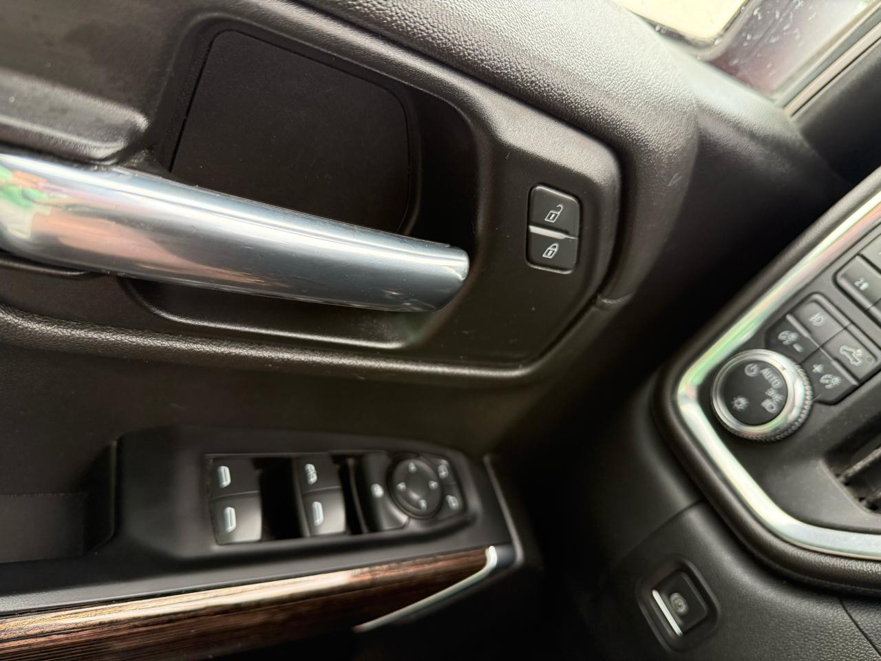 GMC Sierra 1500 Limited Elevation Crew Cab 4WD 2022