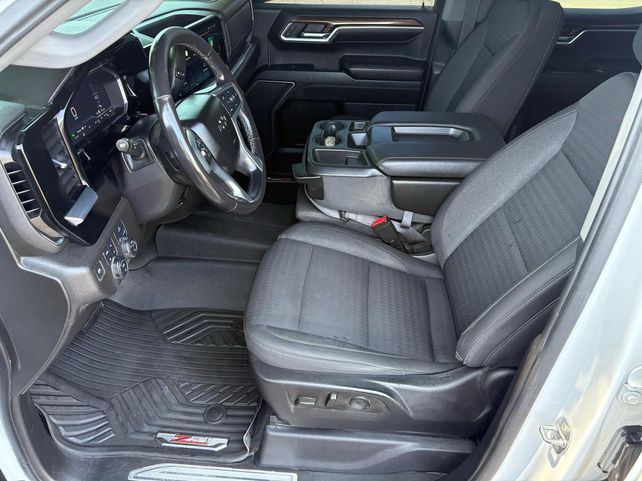 Chevrolet Silverado 1500 RST Crew Cab 4WD 2022