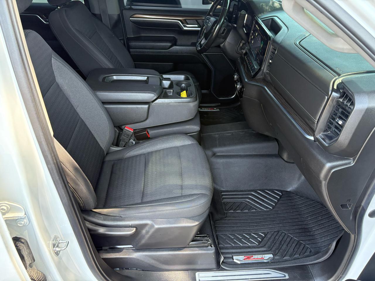 Chevrolet Silverado 1500 RST Crew Cab 4WD 2022