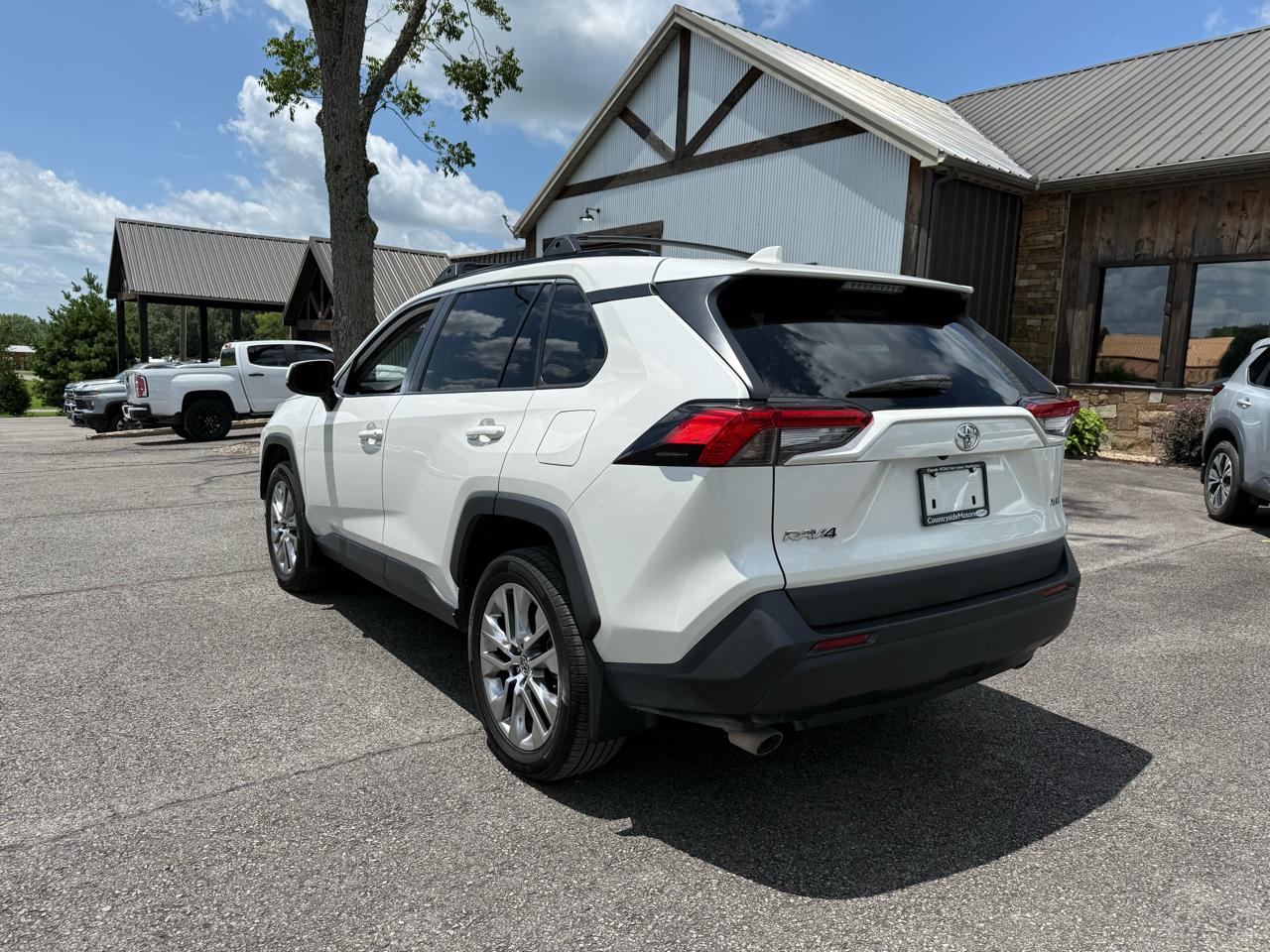 Toyota RAV4 XLE Premium 2022