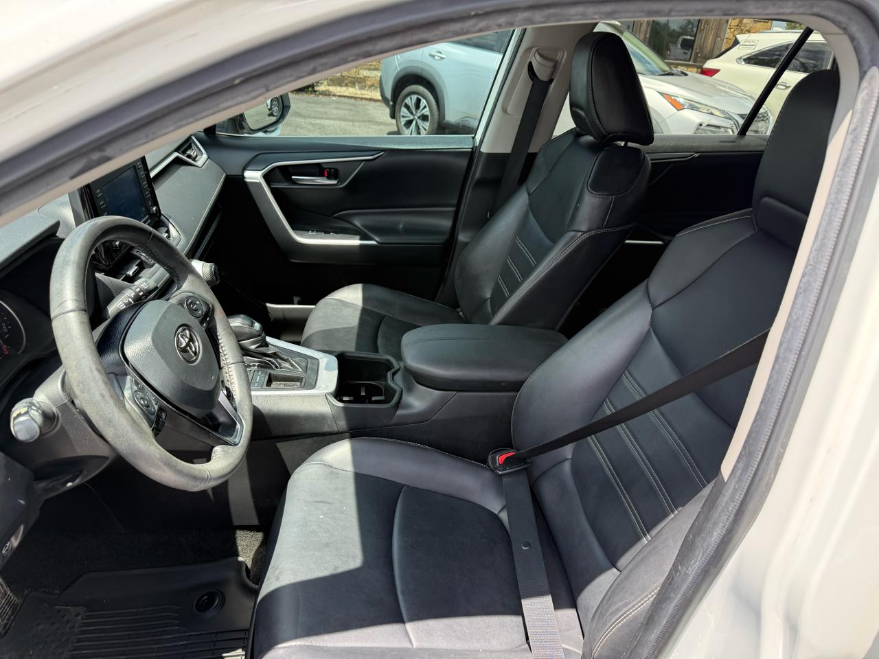 Toyota RAV4 XLE Premium 2022
