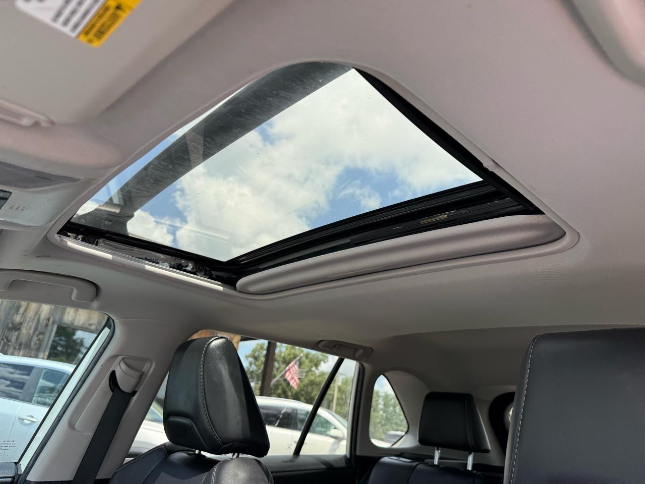 Toyota RAV4 XLE Premium 2022