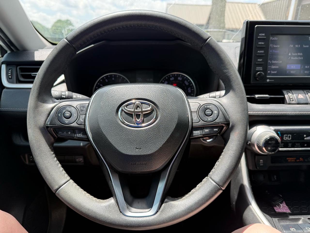 Toyota RAV4 XLE Premium 2022