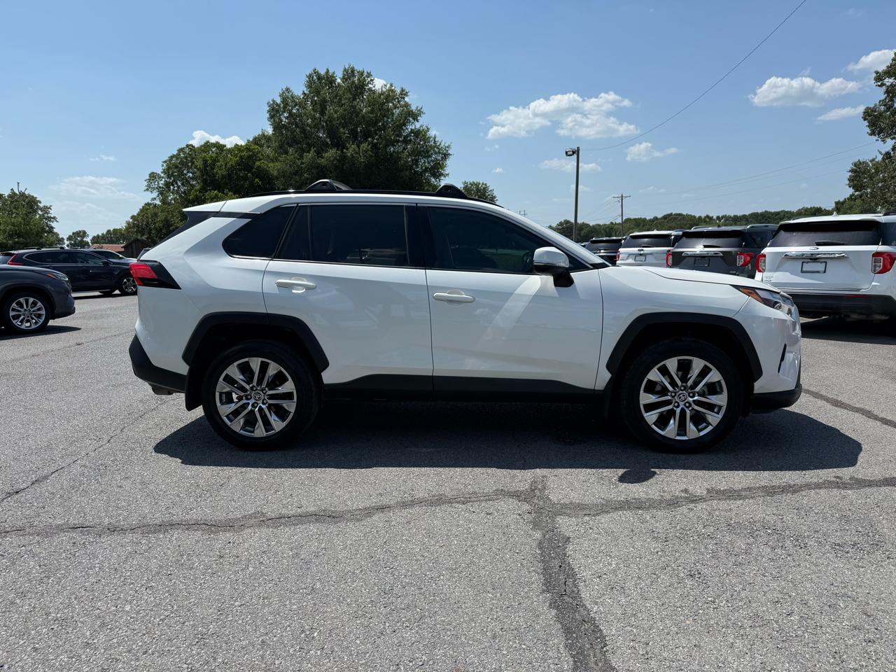 Toyota RAV4 XLE Premium 2022