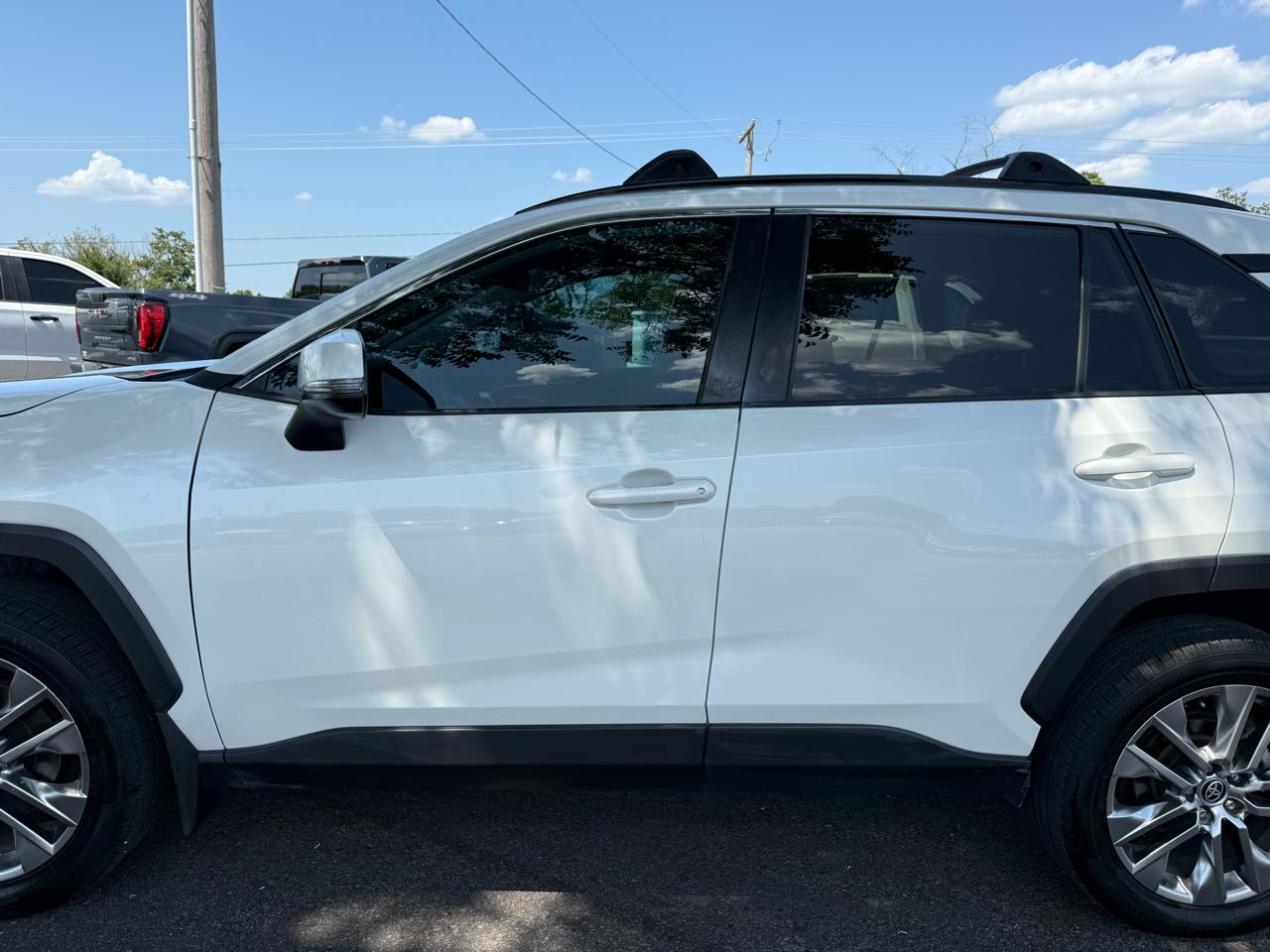 Toyota RAV4 XLE Premium 2022