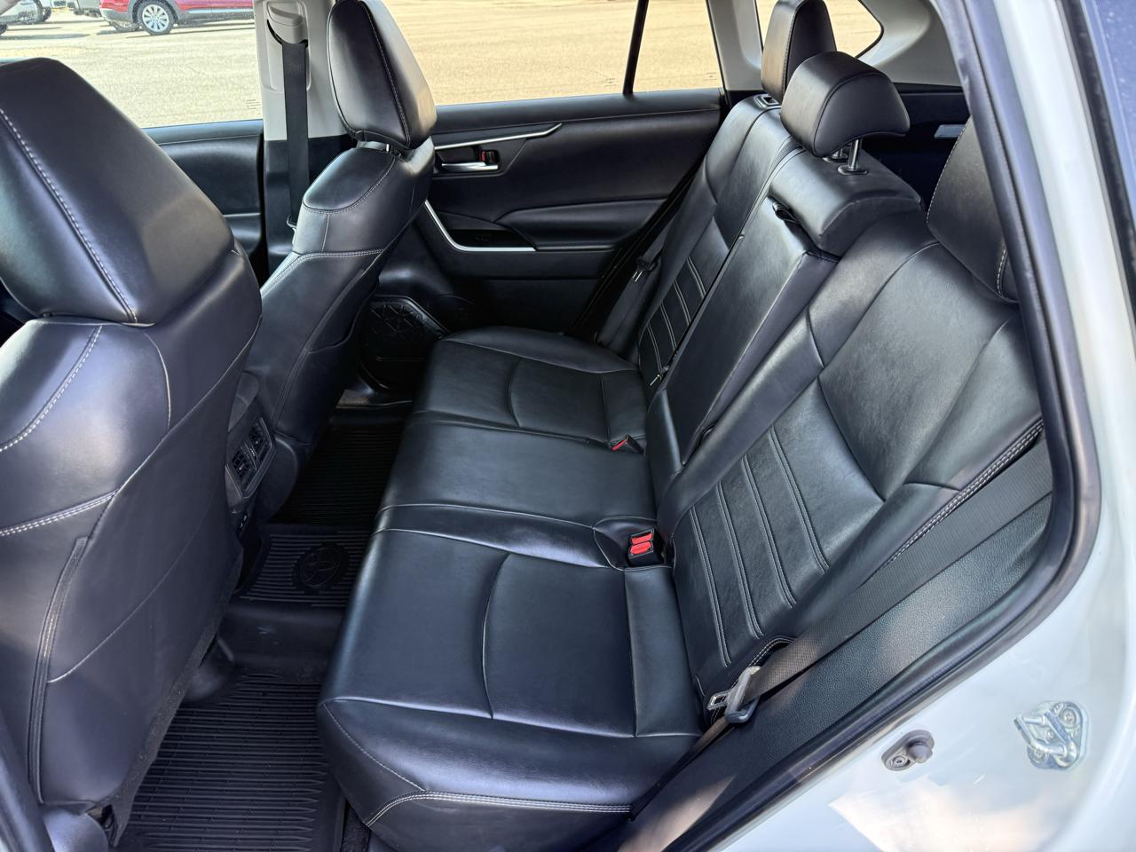 Toyota RAV4 XLE Premium 2022