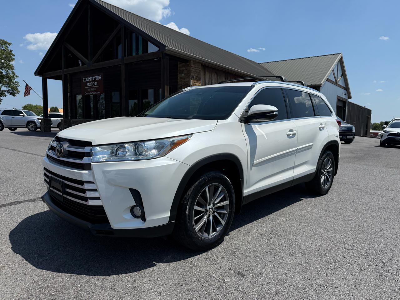 Toyota Highlander XLE AWD V6 2019