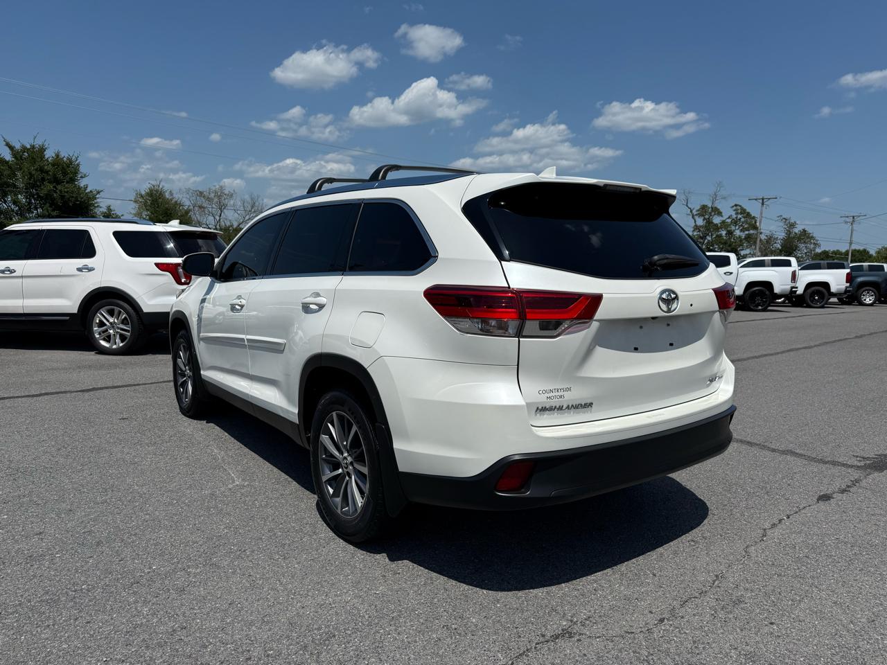 Toyota Highlander XLE AWD V6 2019