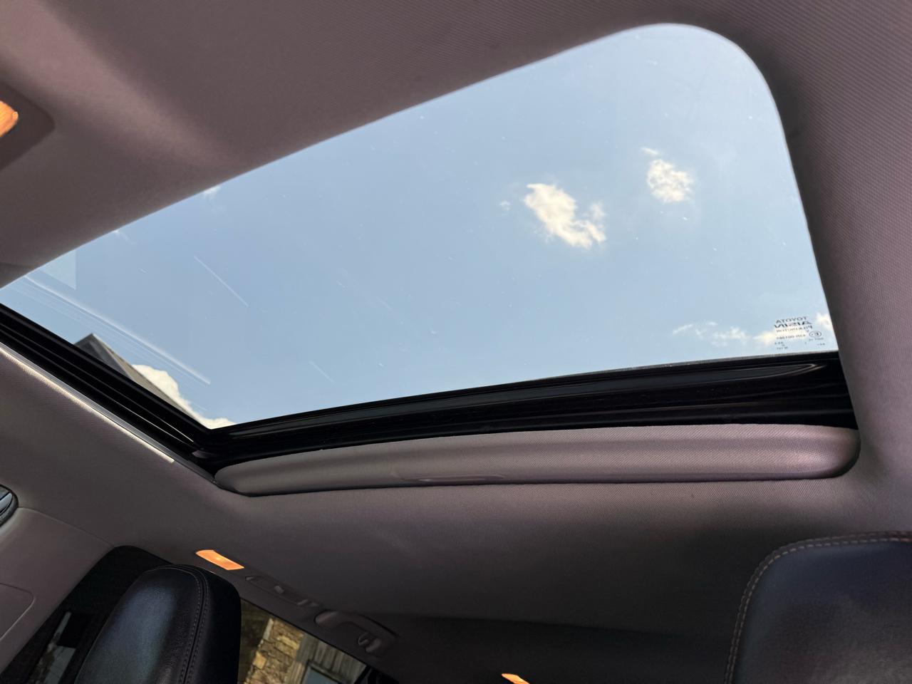 Toyota Highlander XLE AWD V6 2019