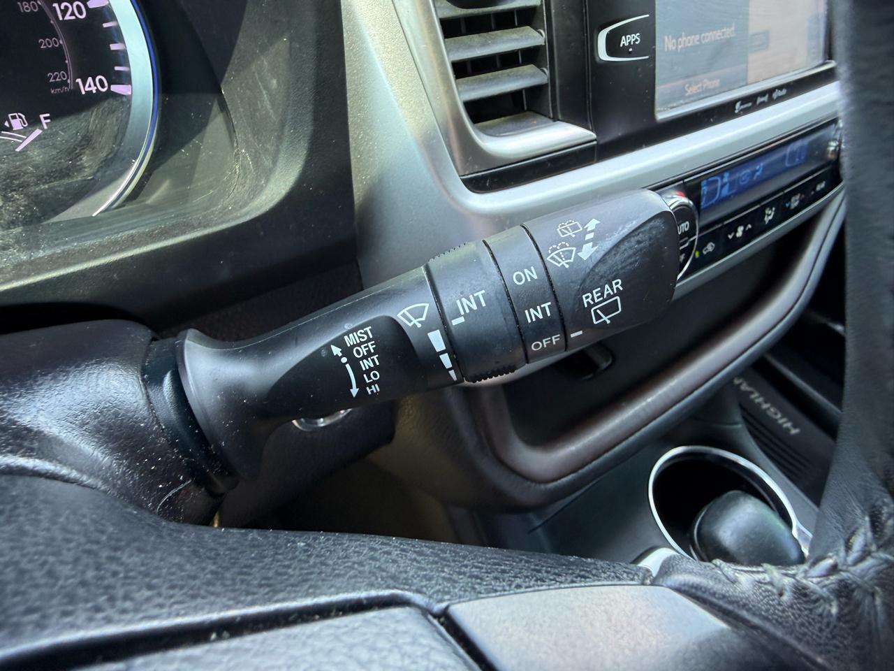 Toyota Highlander XLE AWD V6 2019
